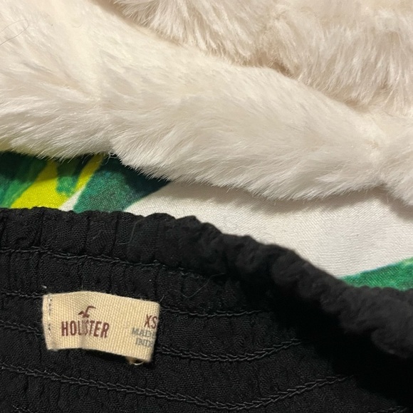 GUC Hollister XS Black Boho Halter Embroidered Low Back Spring Summer Goth Dress - Picture 8 of 10